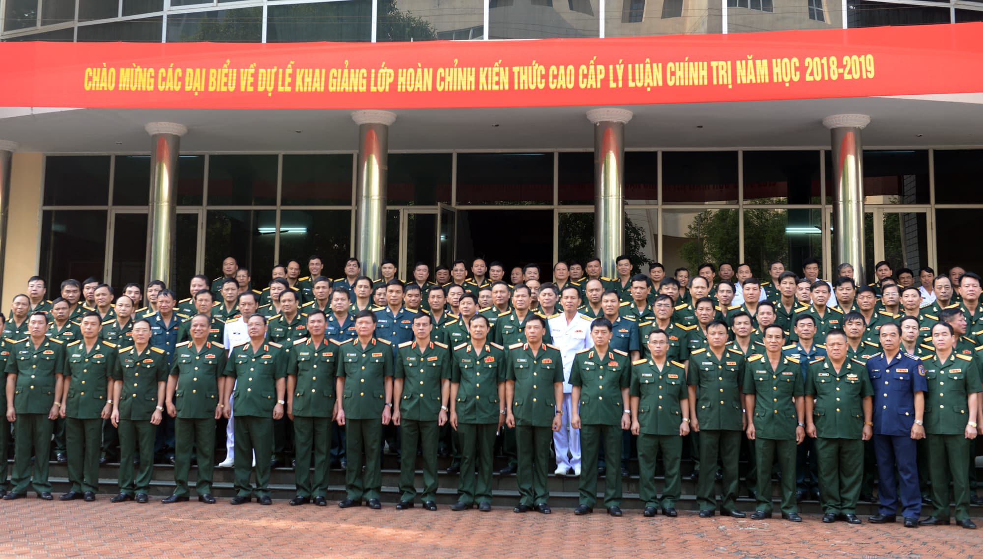 Học viện Quốc phòng khai giảng lớp hoàn chỉnh kiến thức cao cấp lý luận chính trị