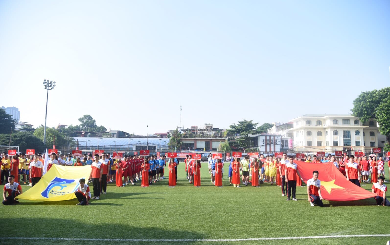 22 đội bóng tham dự Giải bóng đá Cúp Báo Lao động Thủ đô 2018