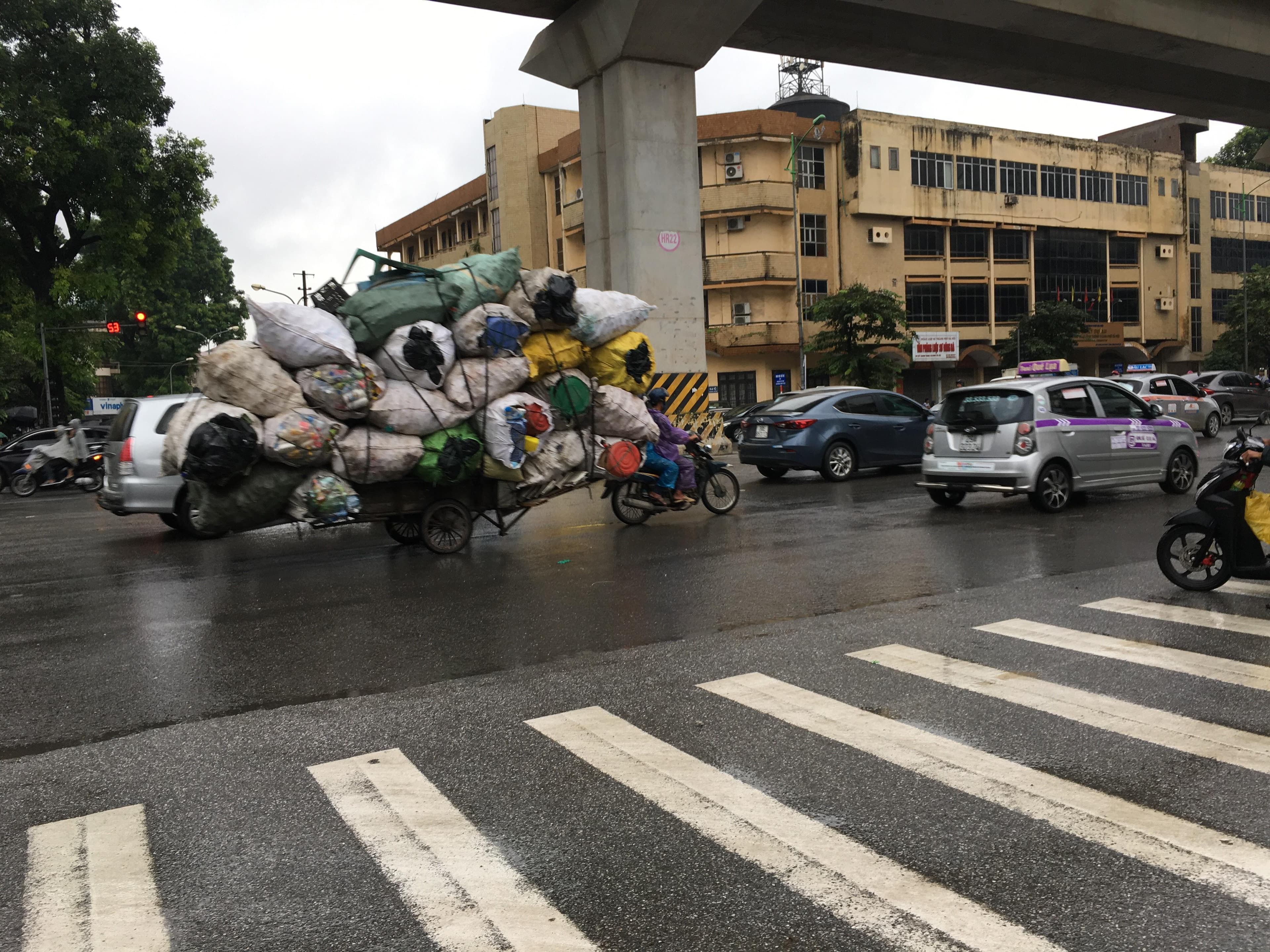 Tai nạn rình rập từ xe chở hàng tự chế