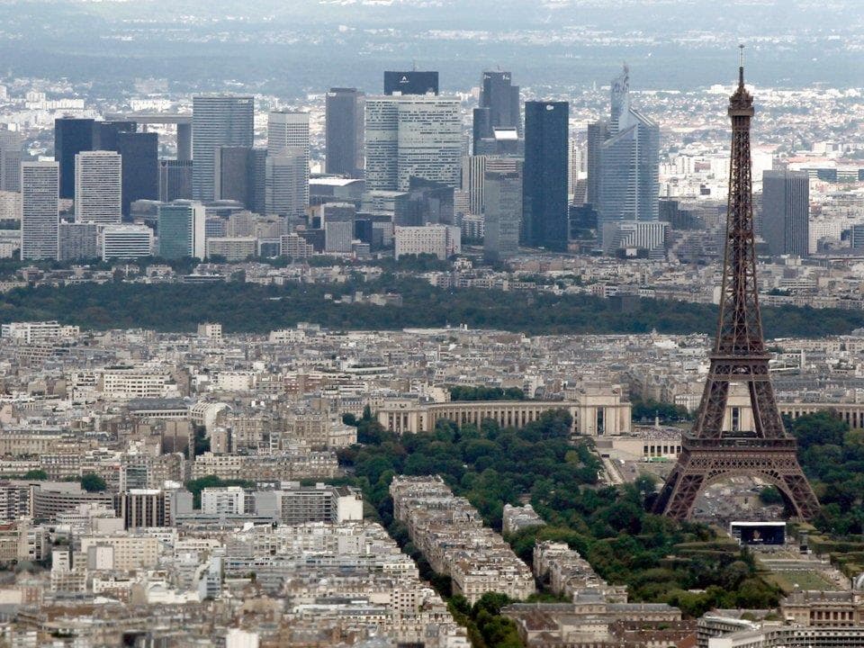 Paris sẽ là trung tâm tài chính mới của châu Âu?