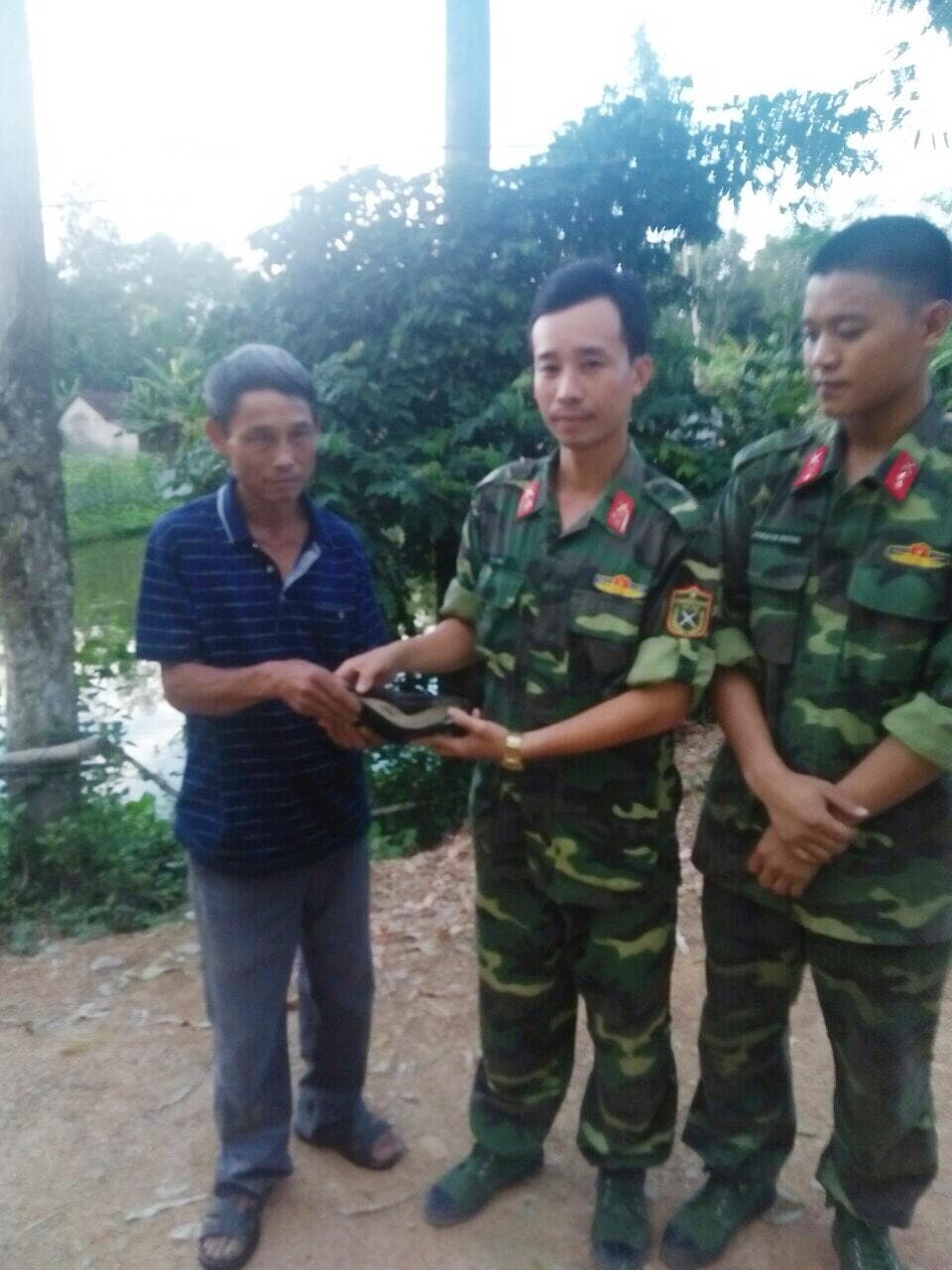Binh nhất Nguyễn Văn Trường không tham của rơi