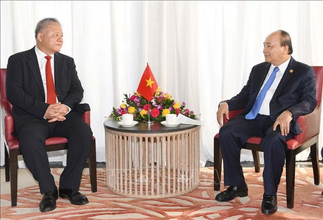 Thủ tướng Nguyễn Xuân Phúc tiếp lãnh đạo các công ty, tập đoàn nước ngoài
