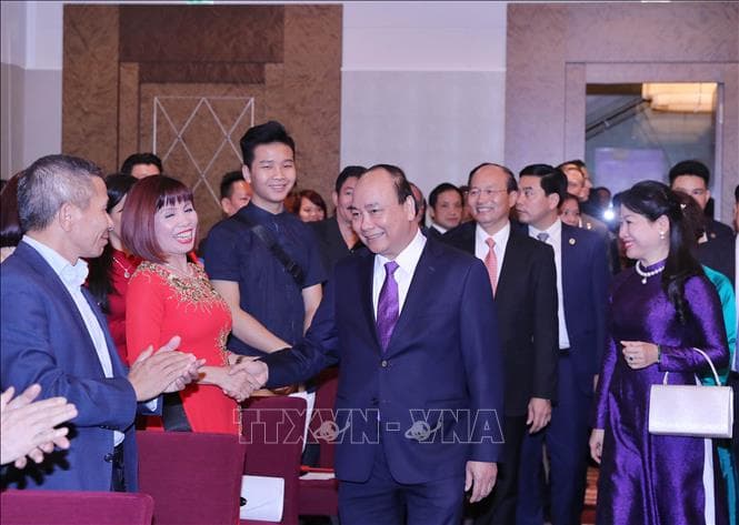Thủ tướng Nguyễn Xuân Phúc gặp mặt cộng đồng người Việt tại Thủ đô Vienna, Cộng hòa Áo