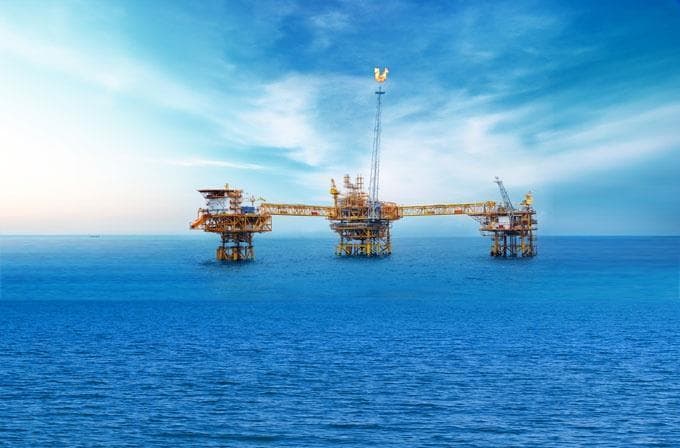 Giá dầu tăng, ngành dầu khí có điều kiện phục hồi