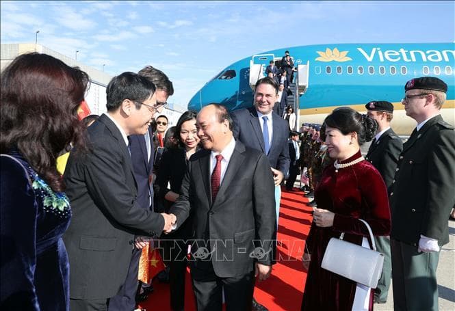 Thủ tướng Chính phủ bắt đầu thăm chính thức Vương quốc Bỉ, thăm làm việc tại EU và tham dự ASEM 12