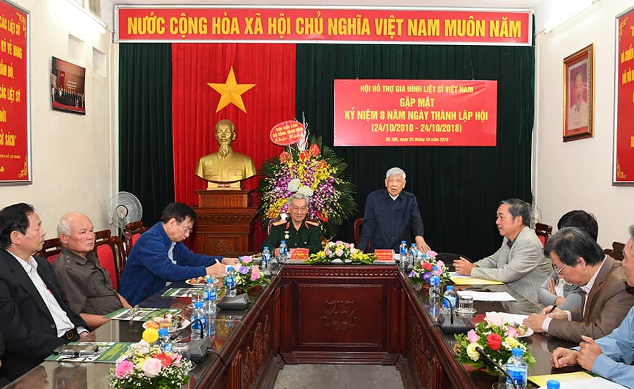 Hội Hỗ trợ gia đình liệt sĩ Việt Nam gặp mặt nhân kỷ niệm 8 năm thành lập