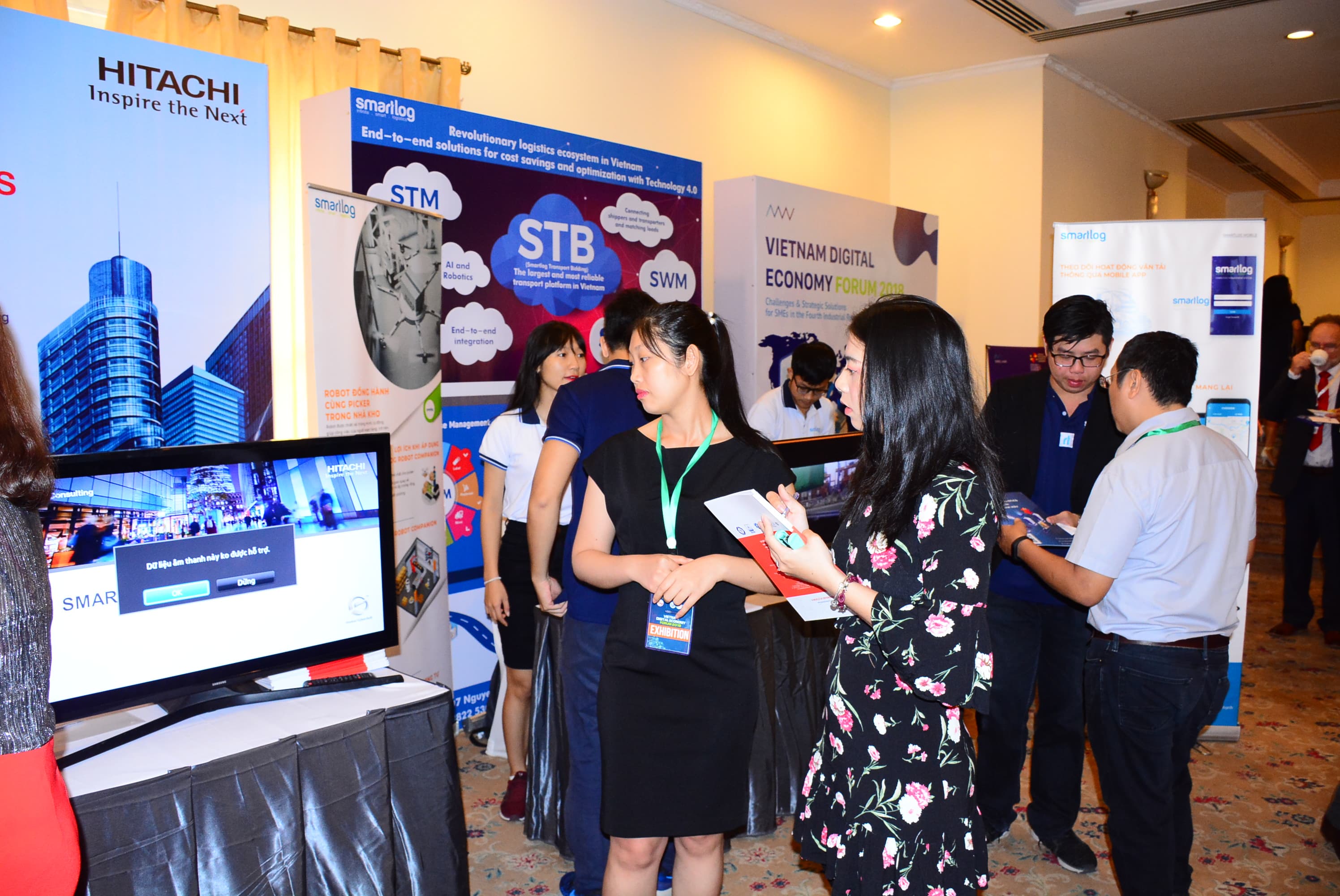 Khai mạc Diễn đàn kinh tế số Việt Nam 2018