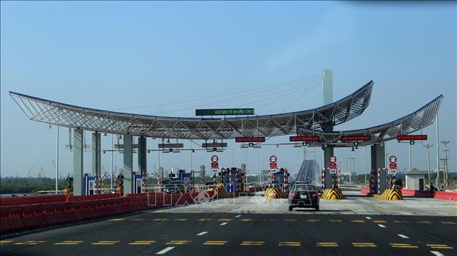Quảng Ninh khẳng định cầu Bạch Đằng không bị lún, võng