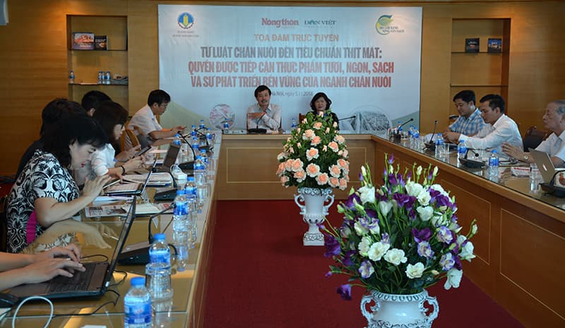 Chăn nuôi an toàn, bảo vệ môi trường để phát triển bền vững