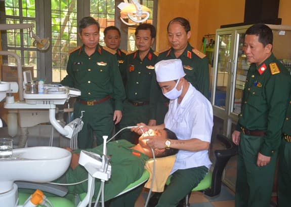 Đoàn công tác Tổng cục Chính trị kiểm tra hoạt động CTĐ, CTCT tại Sư đoàn 324