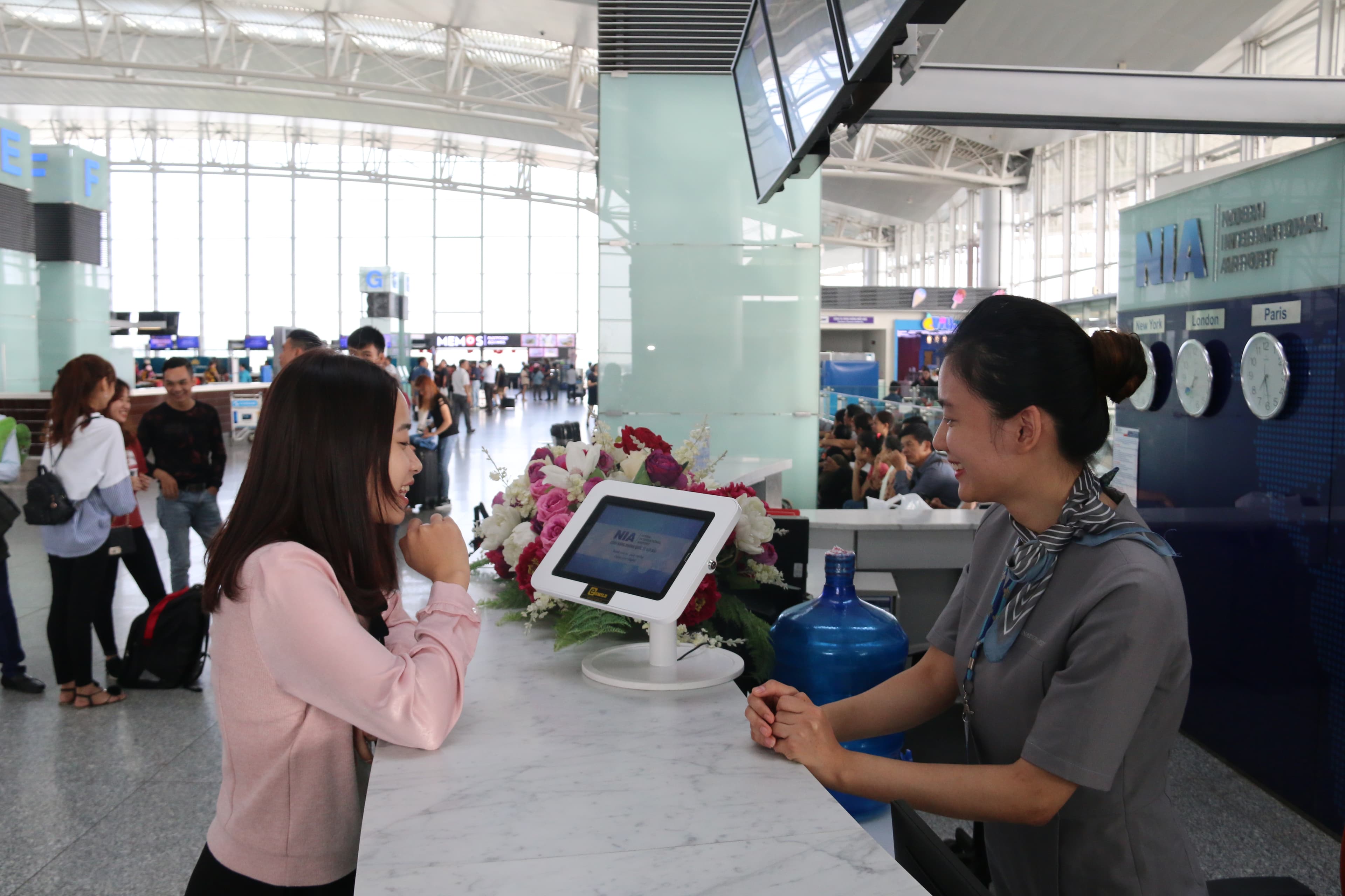 Sân bay Nội Bài thử nghiệm hệ thống nhận thông tin phản hồi điện tử