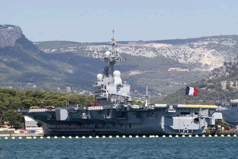 Tàu Charles de Gaulle sẽ phục vụ thêm 20 năm nữa