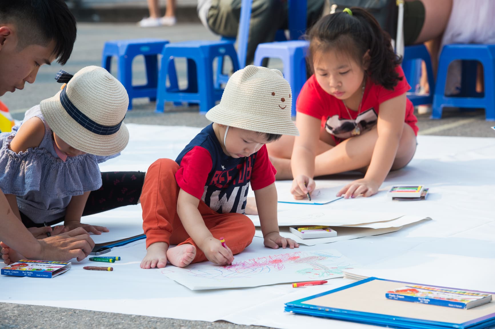 Thay đổi nhận thức, hành vi của người lớn để tránh phân biệt đối xử với trẻ em