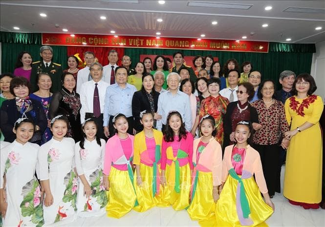 Tổng Bí thư, Chủ tịch nước Nguyễn Phú Trọng dự Ngày hội Đại đoàn kết toàn dân tộc tại thành phố Hà Nội