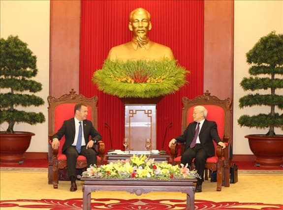 Việt Nam luôn coi trọng, ưu tiên quan hệ Đối tác chiến lược toàn diện với LB Nga
