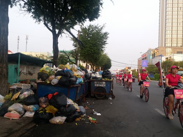 Nhiều khó khăn trong việc di dời các bãi rác