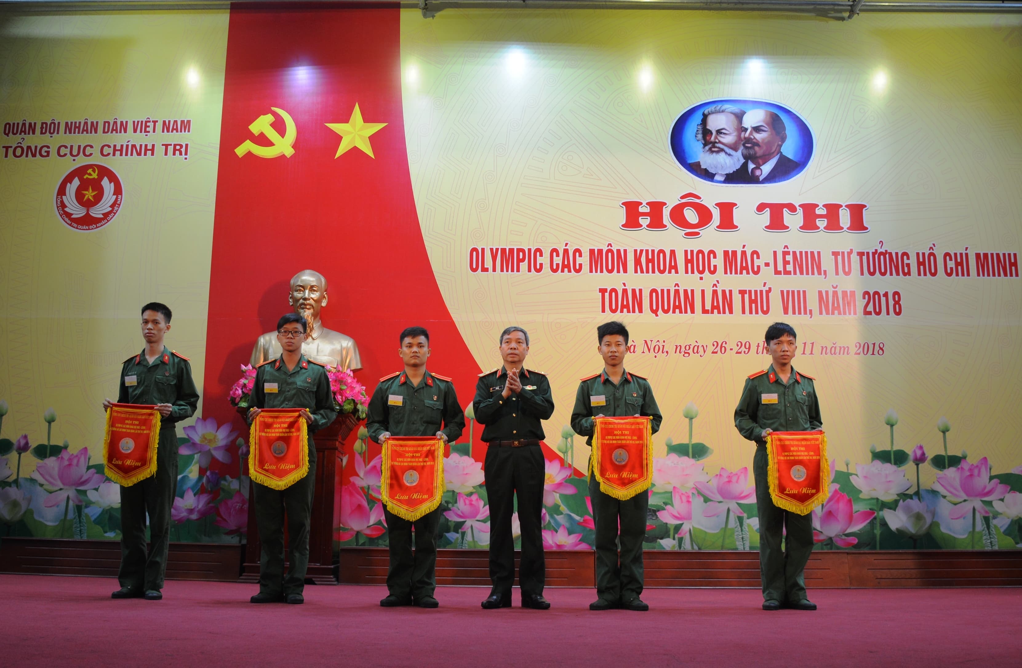 Thúc đẩy phong trào học tập, bồi đắp nhận thức chính trị và lý tưởng cách mạng