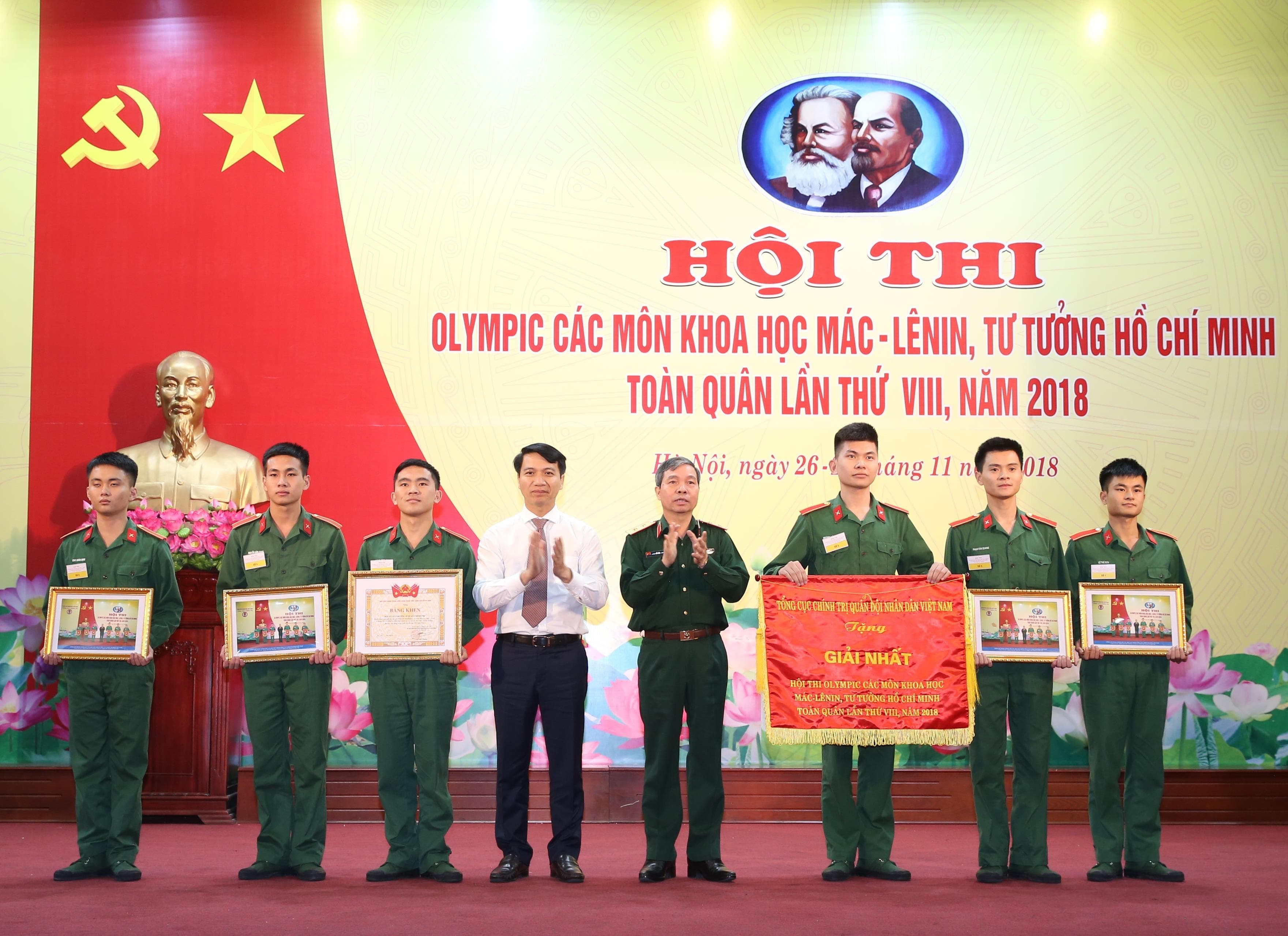 Thành công trước mắt, hiệu quả lâu dài