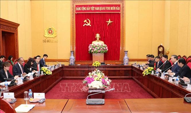 Việt Nam và Singapore tăng cường phòng chống tội phạm