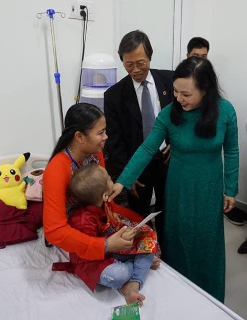 Bệnh viện Trung ương Huế khánh thành Khoa Ung thư nhi và Đơn vị ghép tủy