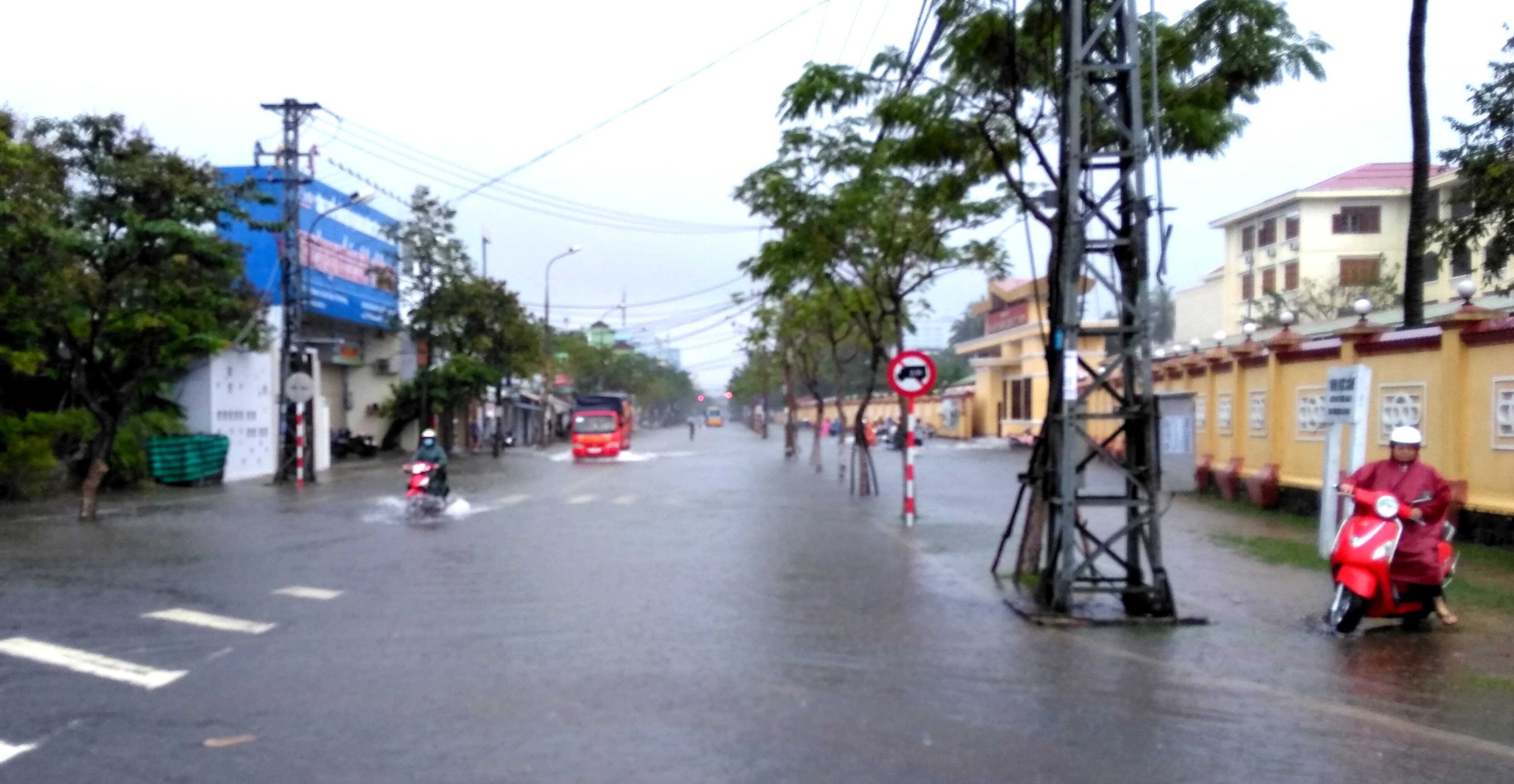 Quân khu 5 chỉ đạo các đơn vị sẵn sàng ứng phó mưa lũ