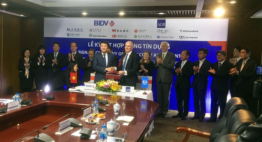 ADB và BIDV ký kết hợp đồng tín dụng 300 triệu USD