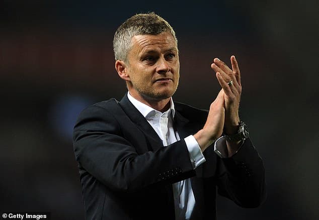Man Utd bổ nhiệm Solskjaer làm HLV tạm quyền