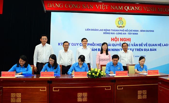 Ký kết phối hợp bảo đảm an ninh trật tự, giải quyết các vấn đề quan hệ lao động