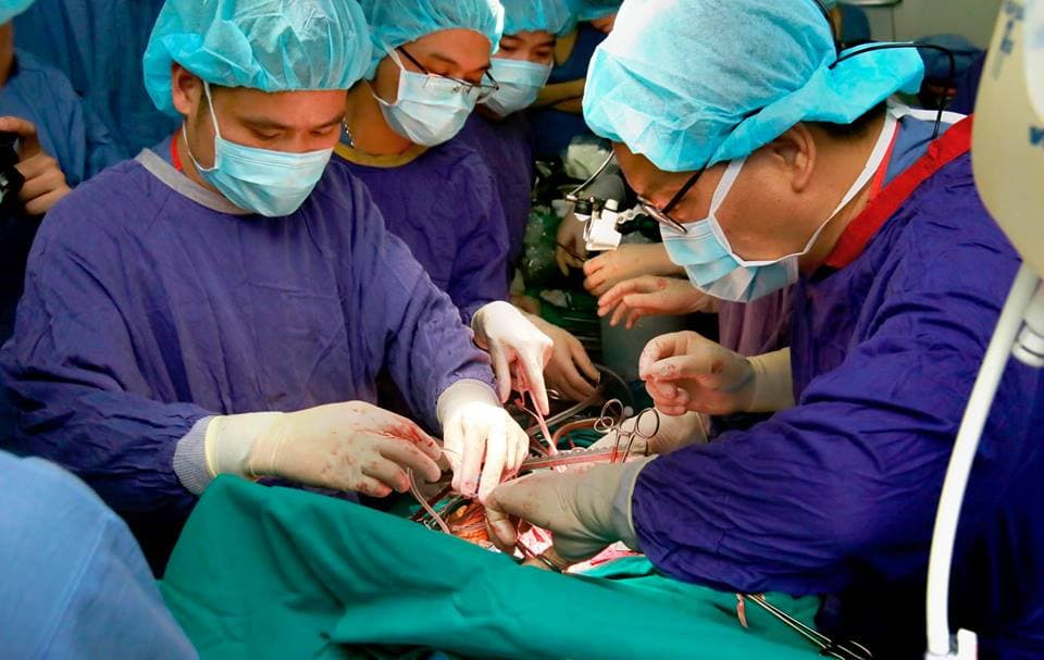 Lần đầu tiên thực hiện đồng thời lấy 6 tạng từ một người chết não, cứu sống 5 bệnh nhân