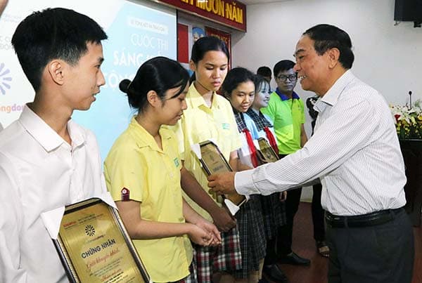 Trao 14 giải thưởng về Cuộc thi “Sáng kiến cộng đồng” năm 2018