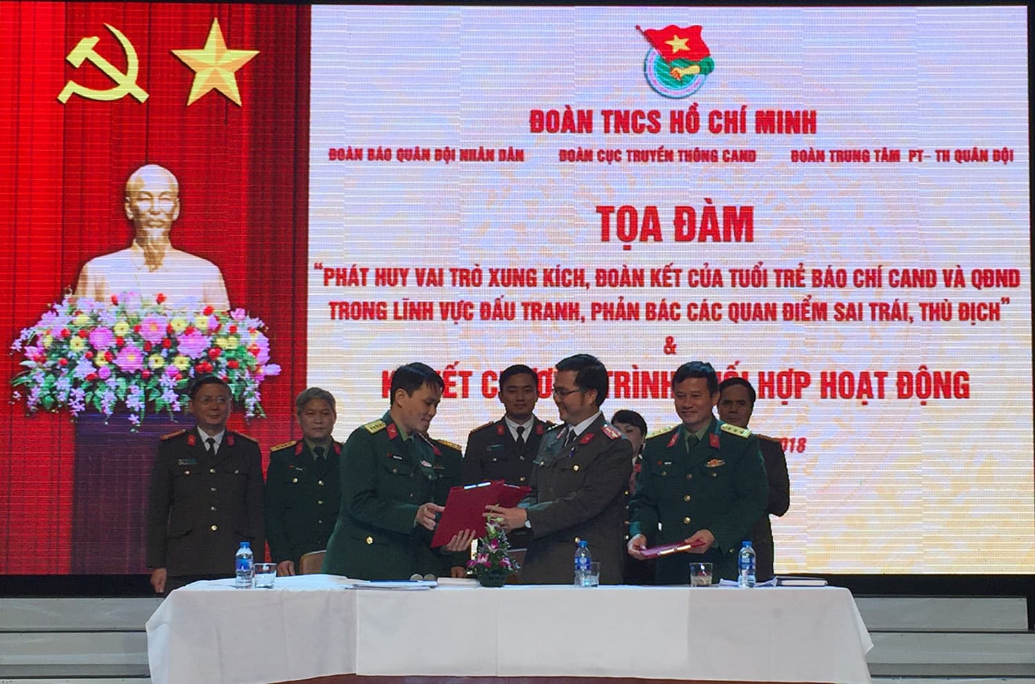 Tuổi trẻ báo chí Công an và Quân đội xung kích trên mặt trận đấu tranh, phản bác các quan điểm sai trái, thù địch
