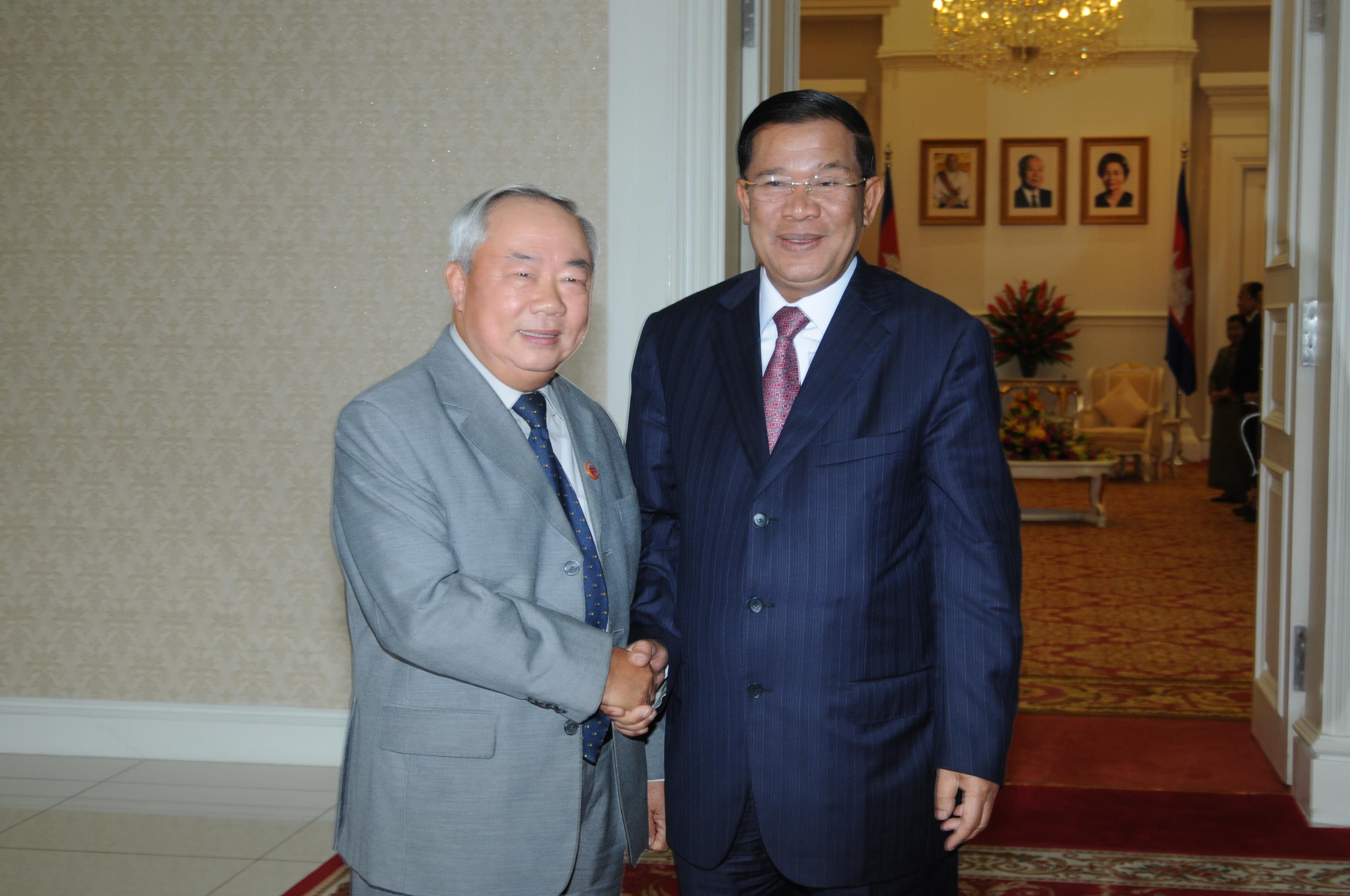 Kỳ 4: “Huy hoàng Angkor”