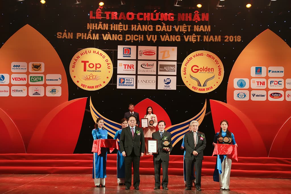HDBank vào top “Nhãn hiệu hàng đầu Việt Nam - Sản phẩm vàng, Dịch vụ vàng 2018”