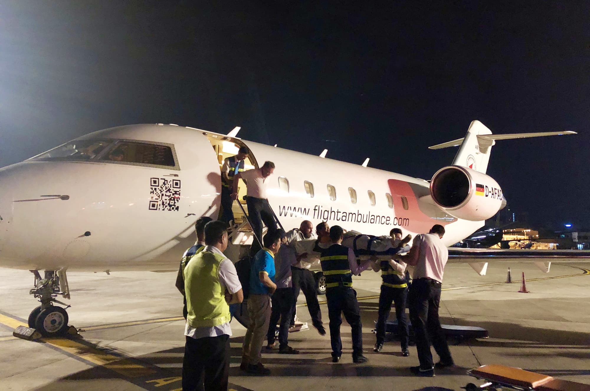 Ba du khách Việt Nam trong vụ nổ bom ở Ai Cập đã về đến TP Hồ Chí Minh