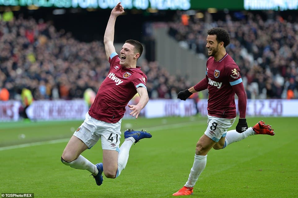 Arsenal thua trận derby London trước West Ham