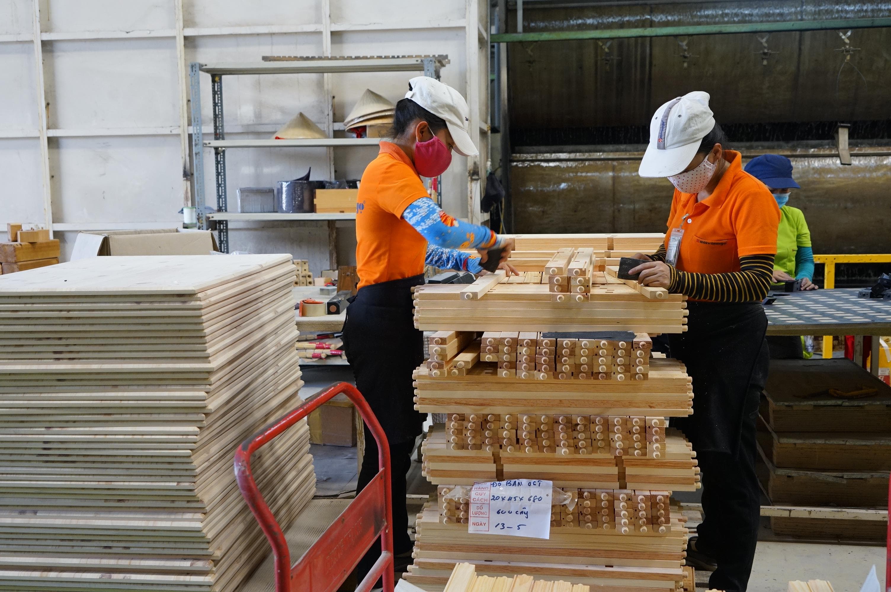 Việt Nam có thể trở thành "công xưởng" đồ gỗ của thế giới