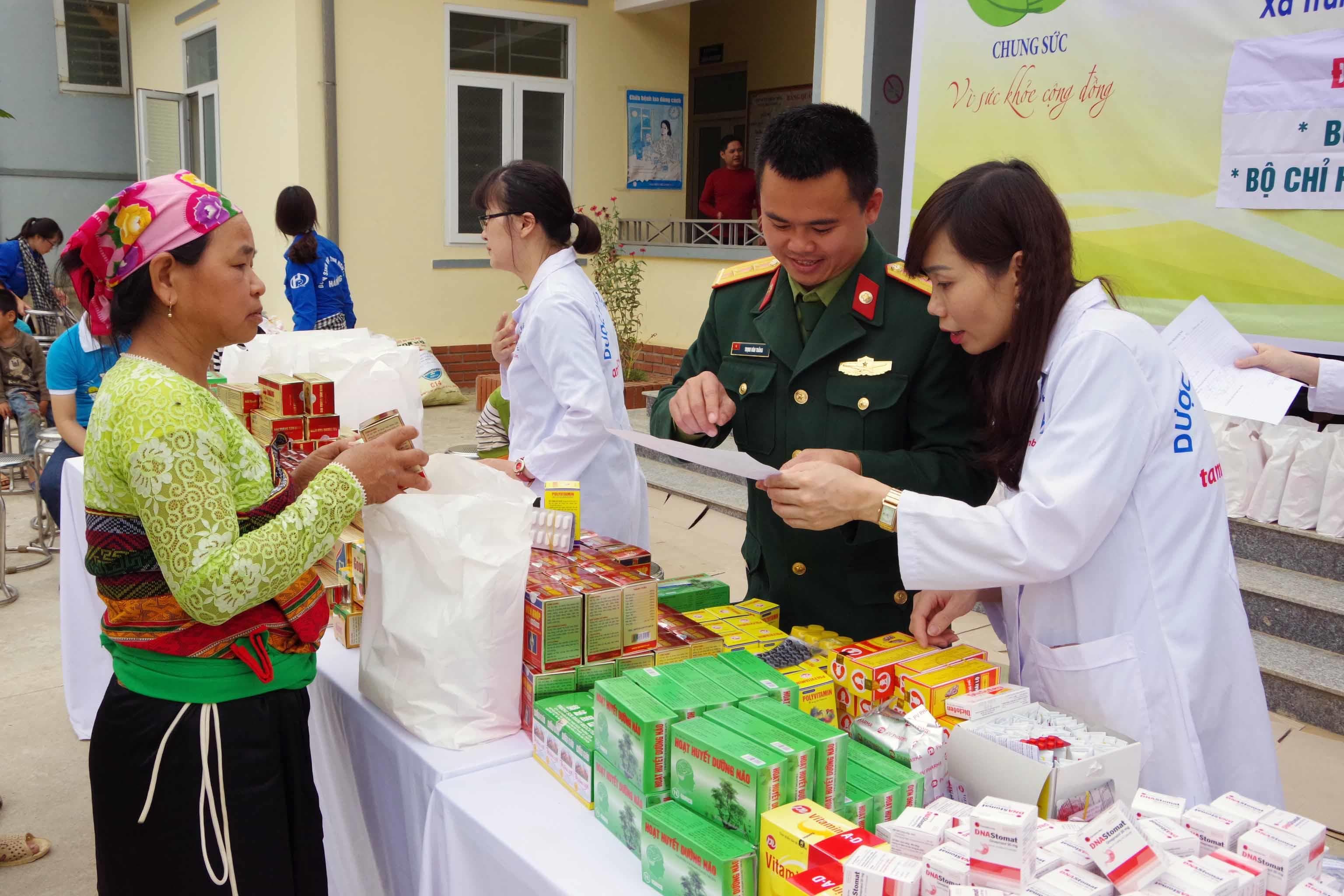 Tết sớm với đồng bào vùng lũ Quan Hóa
