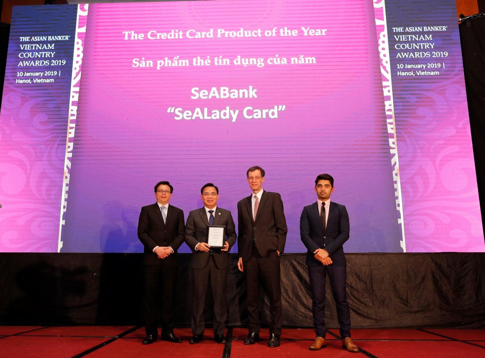 Sản phẩm thẻ tín dụng tiêu biểu của năm 2018