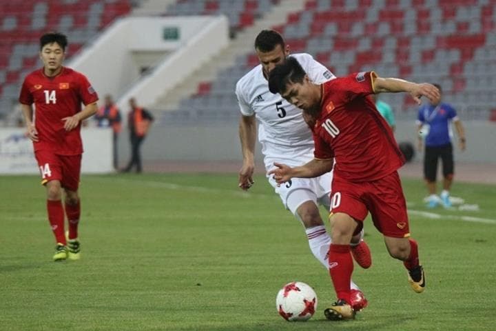 Sau khe cửa hẹp là thiên đường