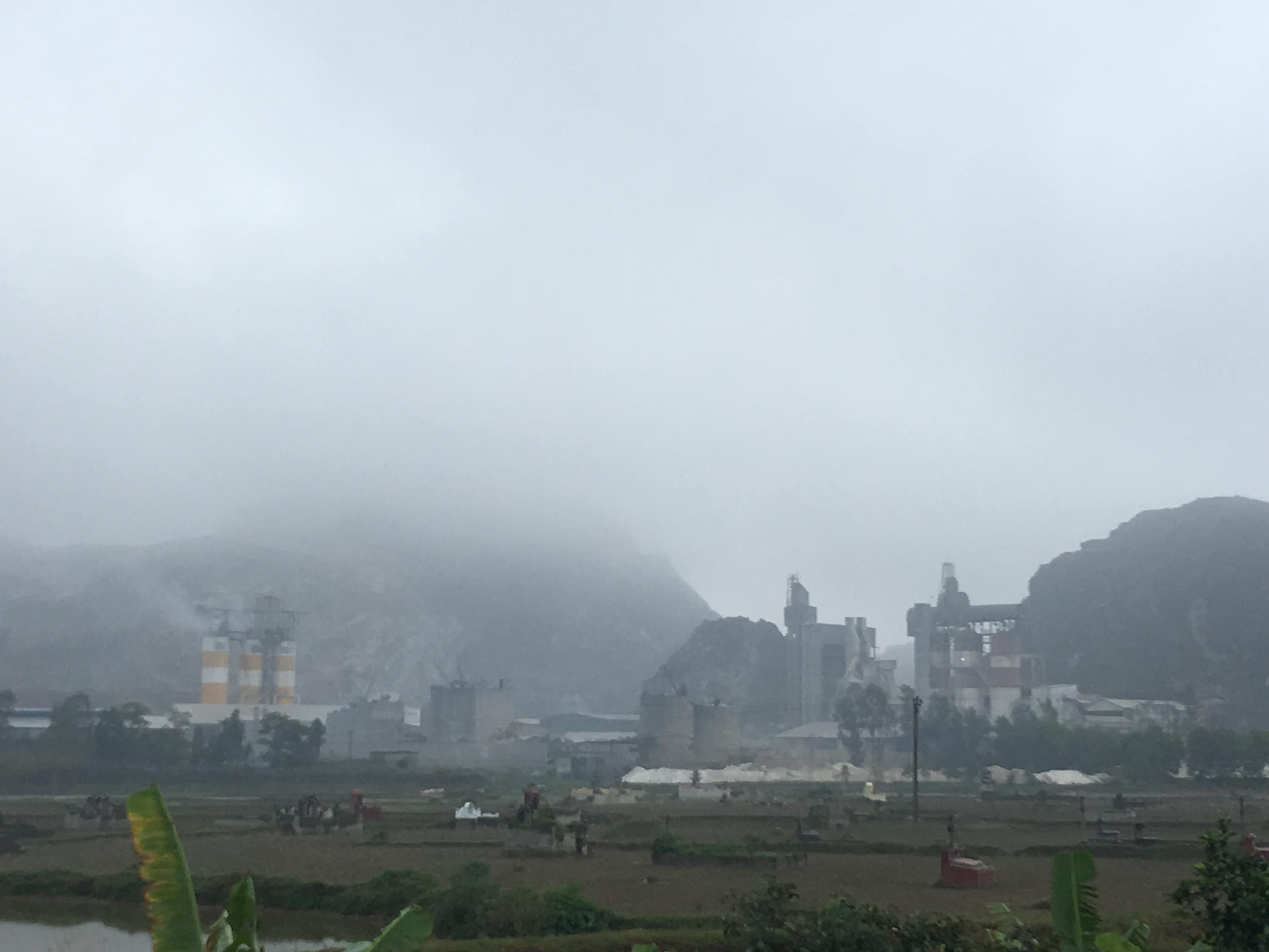 Nhiều lò vôi vẫn ngang nhiên hoạt động trái phép