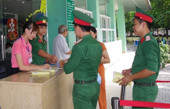 Giải quyết đầy đủ, kịp thời quyền lợi về bảo hiểm xã hội, bảo hiểm y tế
