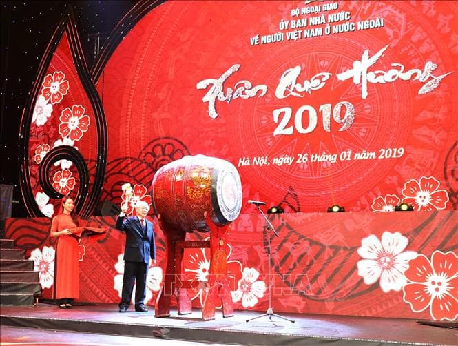 Tổng Bí thư, Chủ tịch nước tham dự Chương trình giao lưu nghệ thuật "Xuân quê hương 2019"