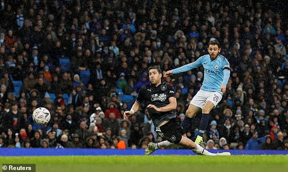 Thắng đậm Burnley, Man City vào vòng 5 cúp FA