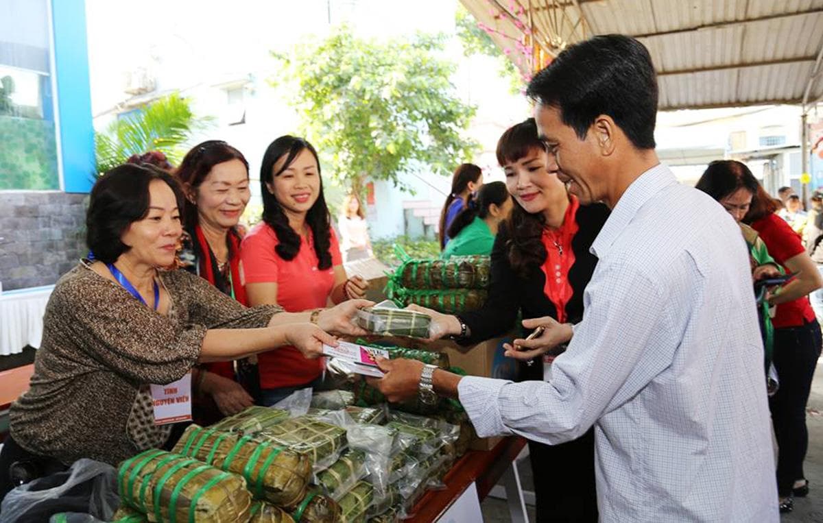 Nghĩa tình ở “Phiên chợ 0 đồng”