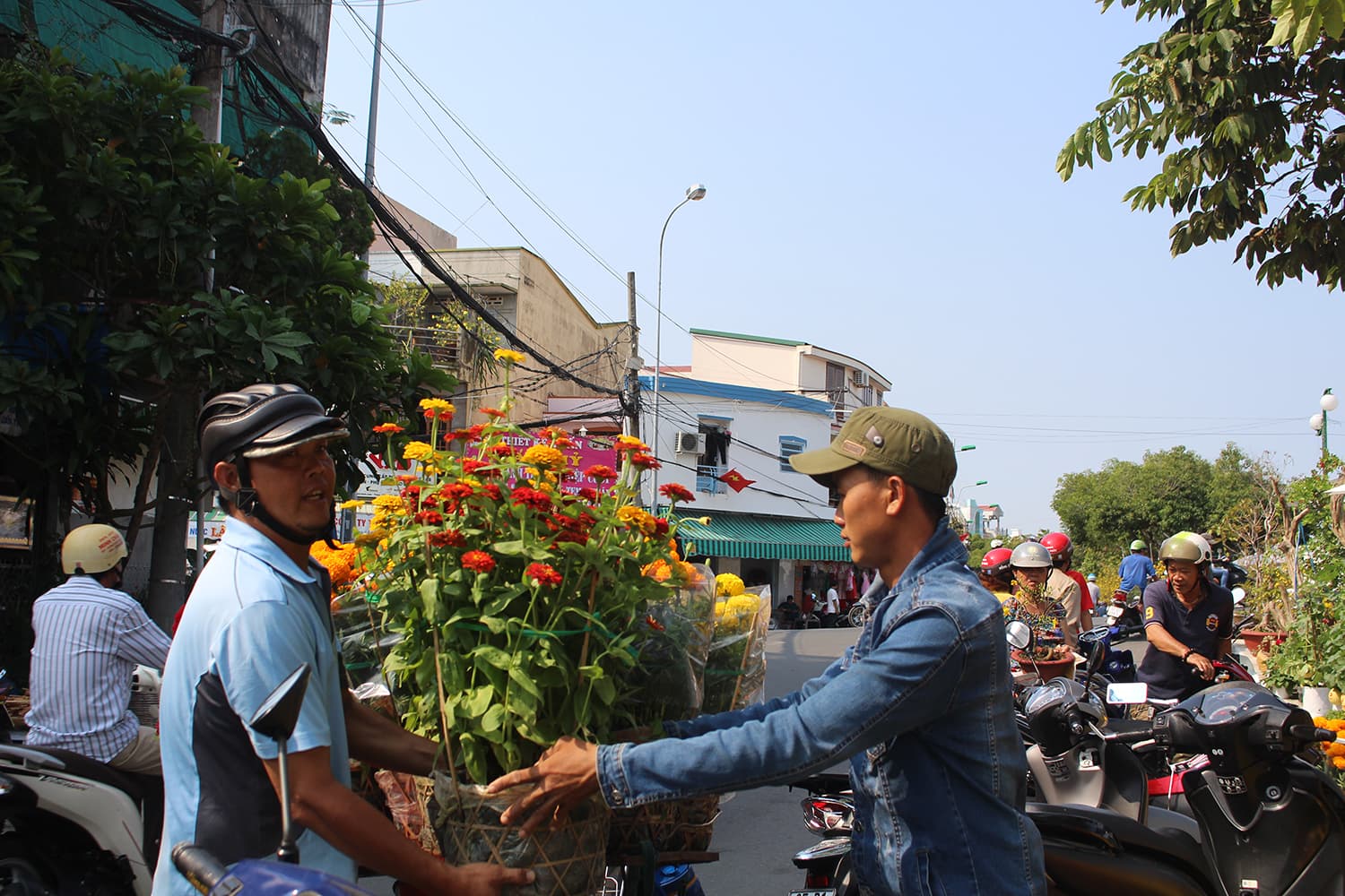 Cần Thơ tất bật phiên chợ ngày cuối năm