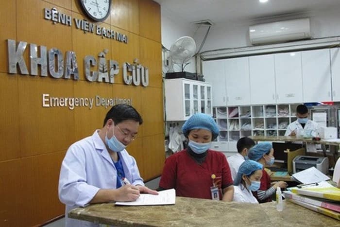 Số bệnh nhân cấp cứu do pháo nổ, tai nạn giao thông gia tăng trong những ngày Tết