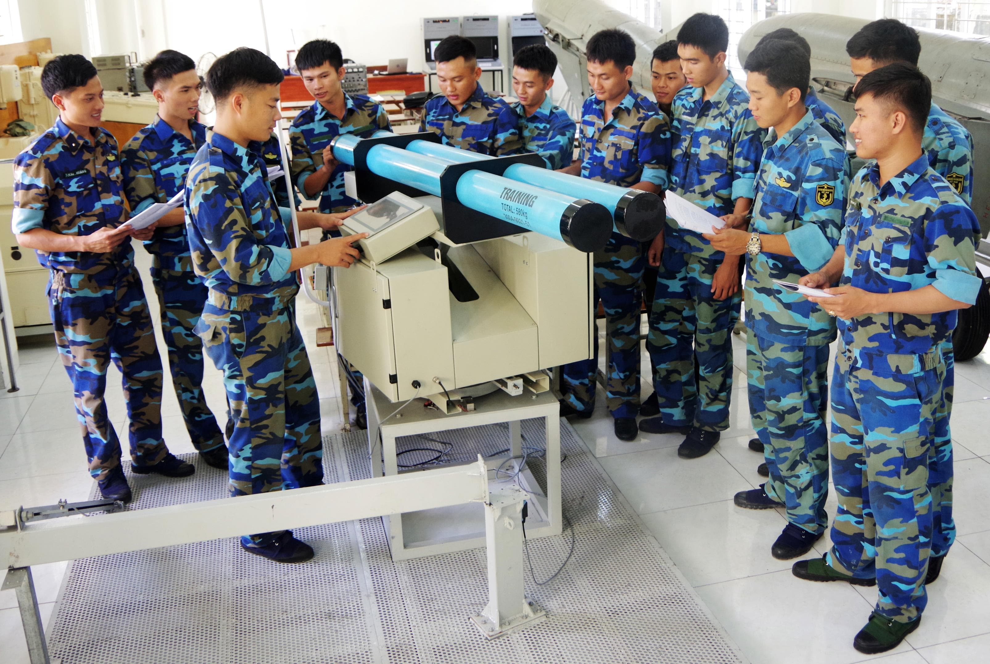 Tích cực đổi mới nội dung đào tạo nhân viên kỹ thuật