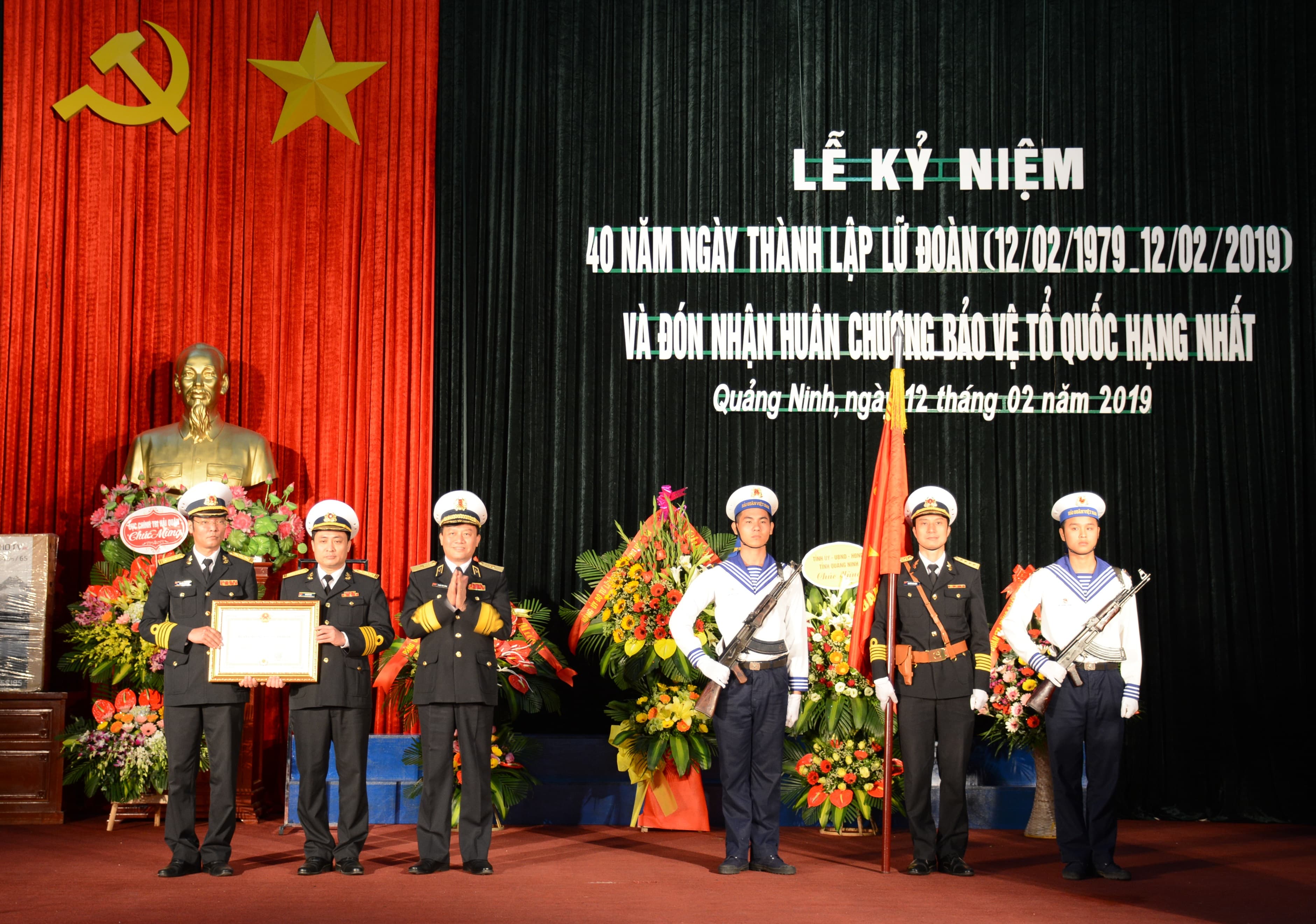 Lữ đoàn 170 đón nhận Huân chương Bảo vệ Tổ quốc hạng Nhất