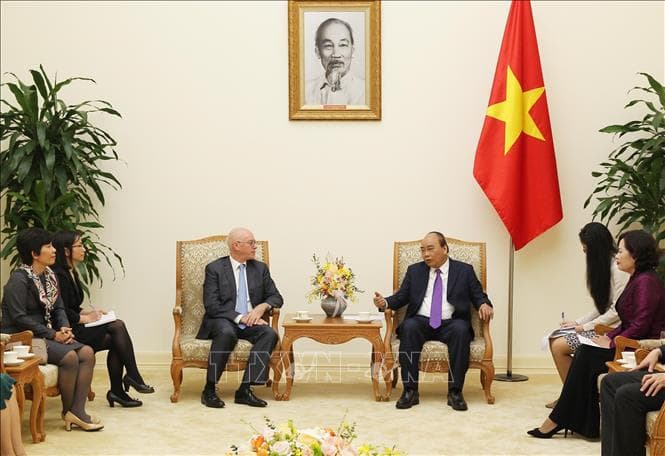 Thủ tướng Nguyễn Xuân Phúc tiếp Trưởng đại diện IMF tại Việt Nam