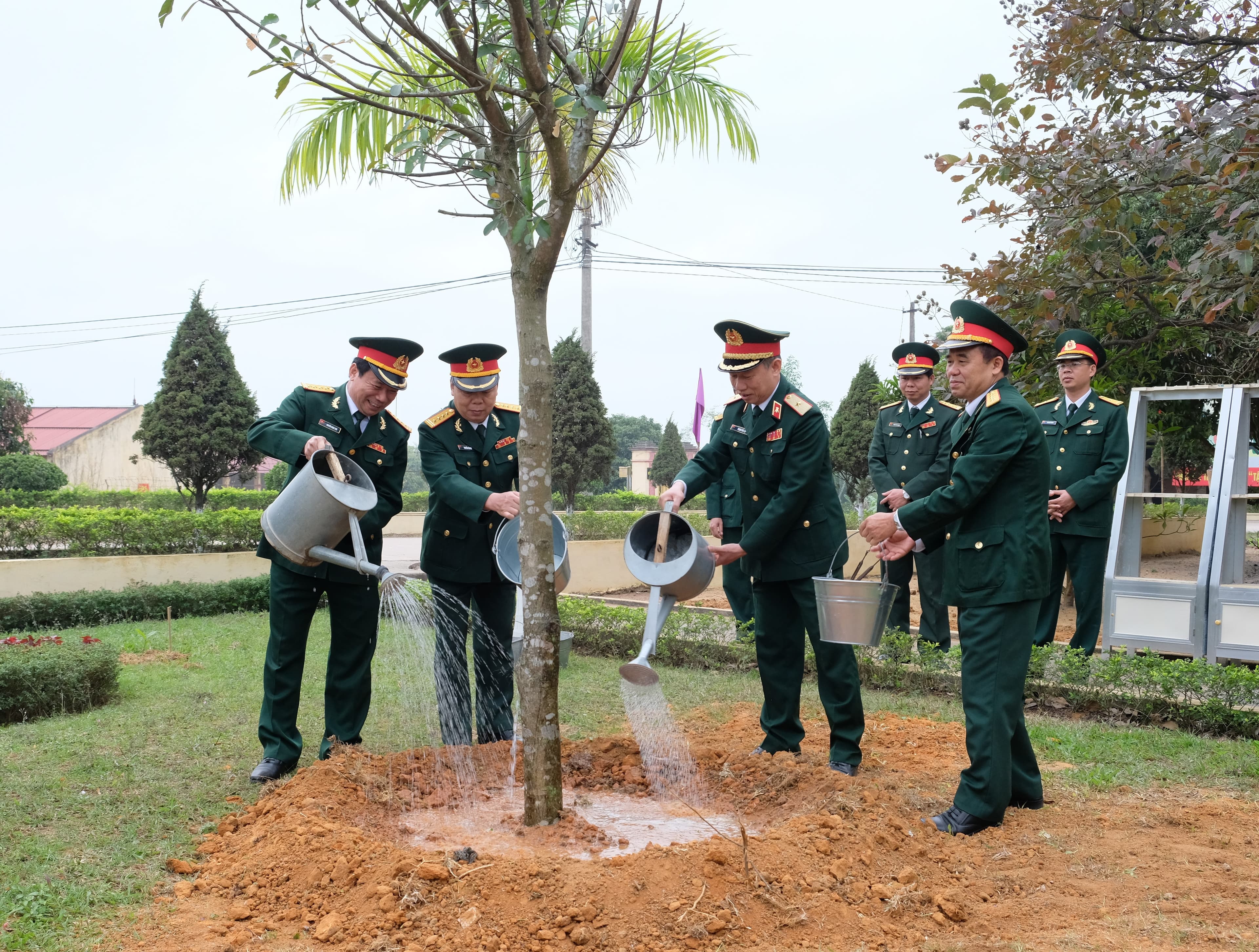 Kho KV4 hưởng ứng Tết trồng cây